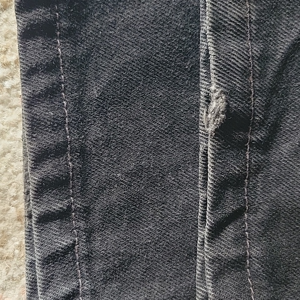 LEVIS Black Vintage 550 Relaxed Jeans - Picture 11 of 12